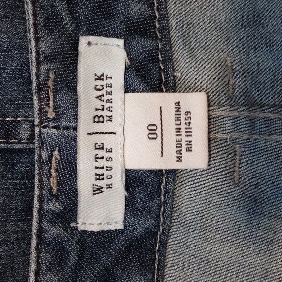 💙White House Black Market💙 - Blue Denim Stretch Mini Skirt - Picture 3 of 14